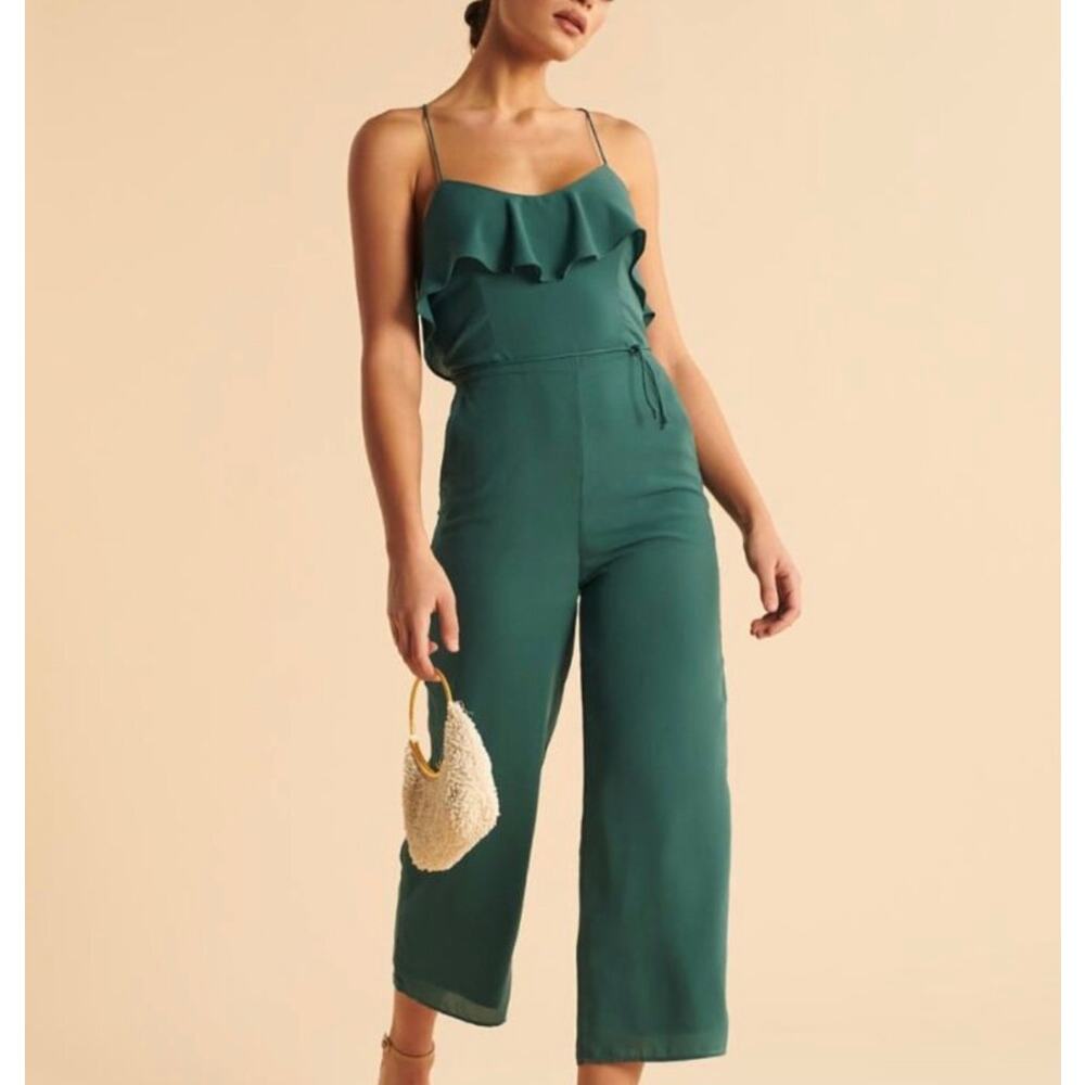 NWT Abercrombie & Fitch Heartfelt Culotte Jumpsuit Green Size M Lace Up Back - Picture 1 of 10